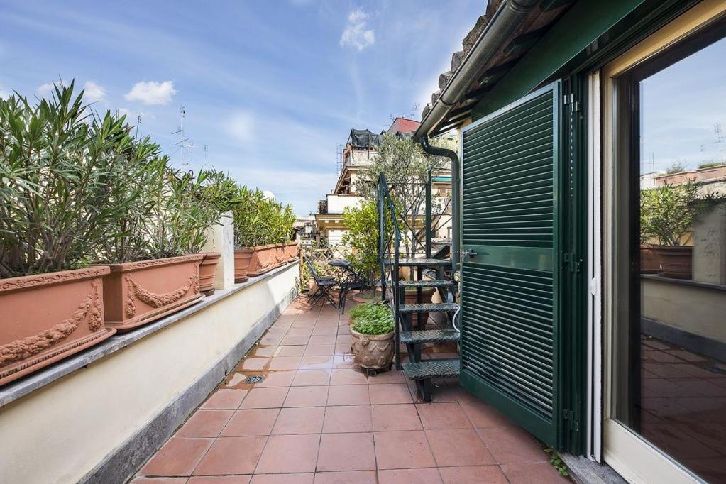 Navona Penthouse Apartment With Terraces روما المظهر الخارجي الصورة